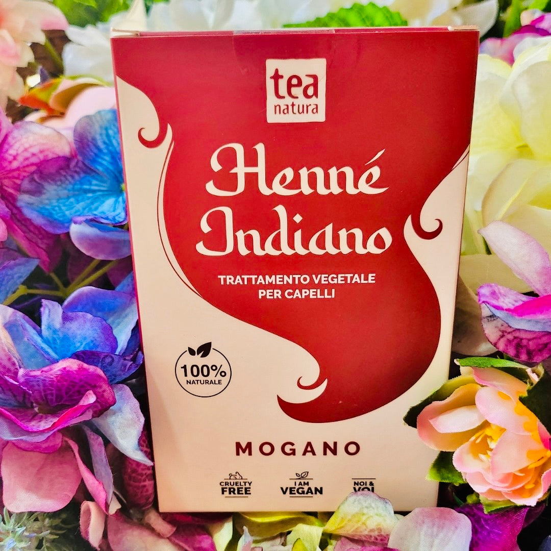 Con i nostri Hennè puoi colorare e curare i tuoi capelli con erbe tintoree e principi attivi naturali. Sono privi di sostanze dannose e coltivati in modo biologico.
