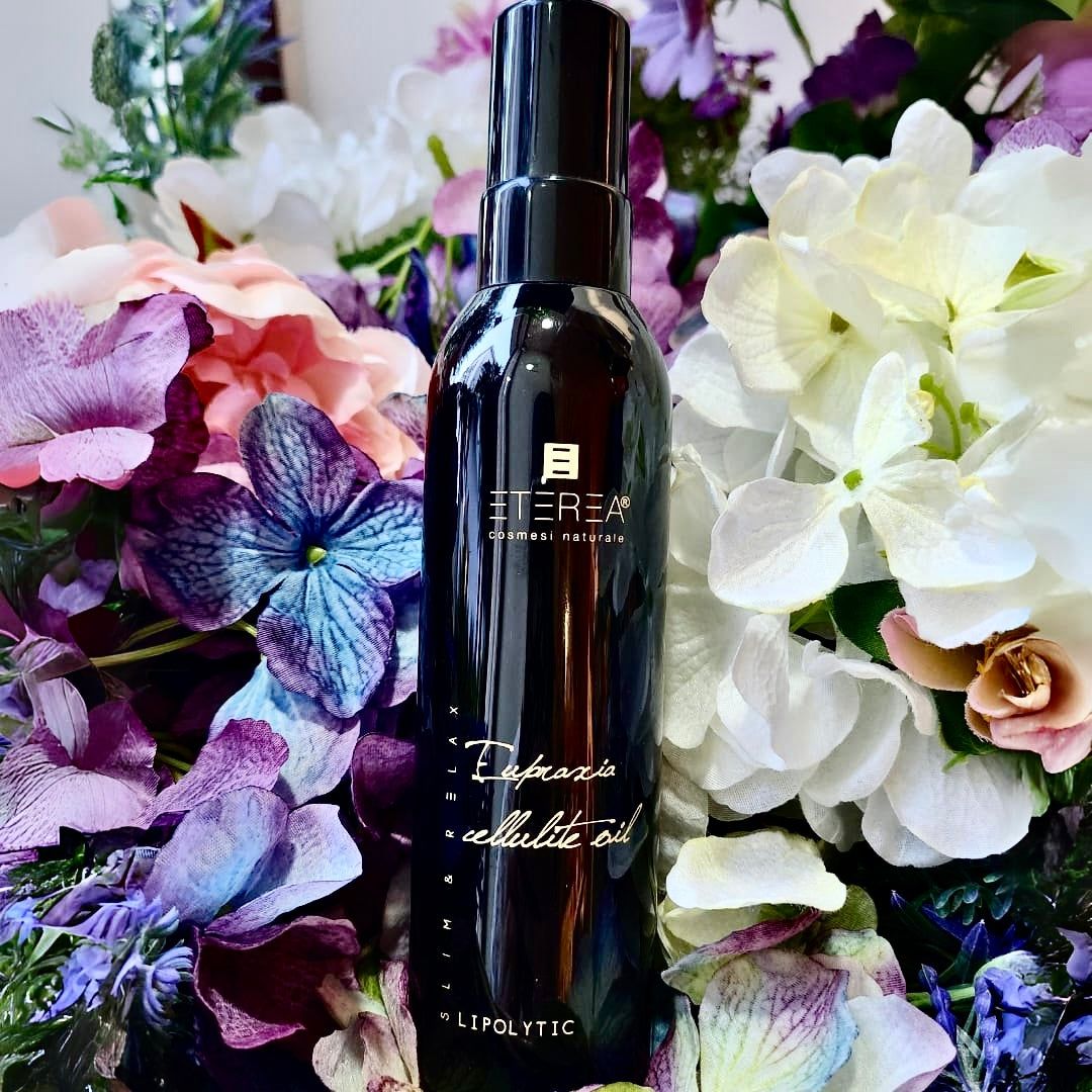 Specifico formulato indicato per il trattamento dei fastidiosi inestetismi cutanei causati dalla cellulite, che necessitano di un’azione in profondità.
Unisce i prodigiosi ingredienti che la natura offre per un’azione professionale contro i cedimenti cutanei e la pelle a buccia d’arancia, minimizzandoli e migliorando l’aspetto generale dell’epidermide.