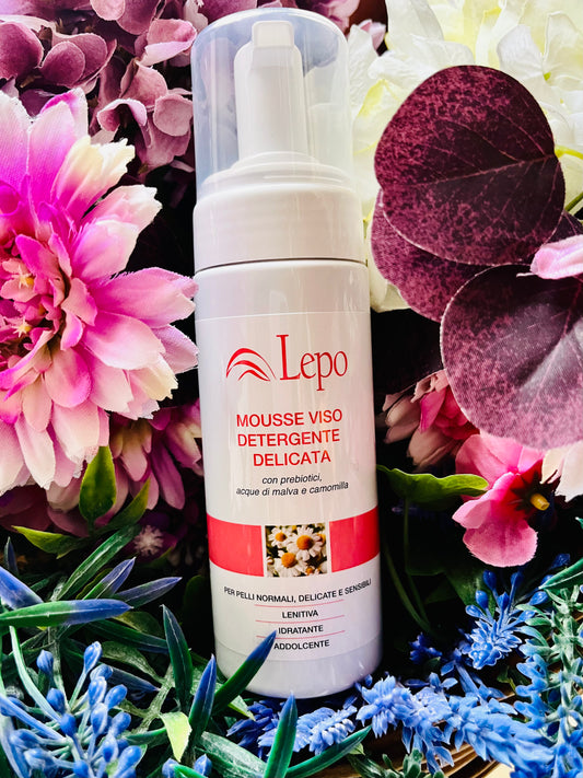 Lepo cosmetici-MOUSSE VISO DETERGENTE DELICATA con prebiotici, acque di malva e camomilla