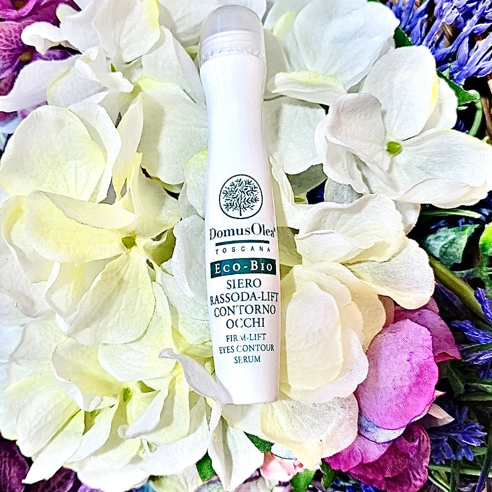 Siero dal profumo fresco e dalla texture leggera, adatta alla piacevole scorrevolezza del massaggio con Roll-On. Ad elevato contenuto di principi funzionali, è specifico per il trattamento degli inestetismi del contorno occhi (Rughe, Borse, Occhiaie), per uno sguardo più disteso, fresco e luminoso.