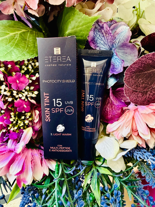 Eterea Cosmesi-Skint tint SPF 15 2.light warm