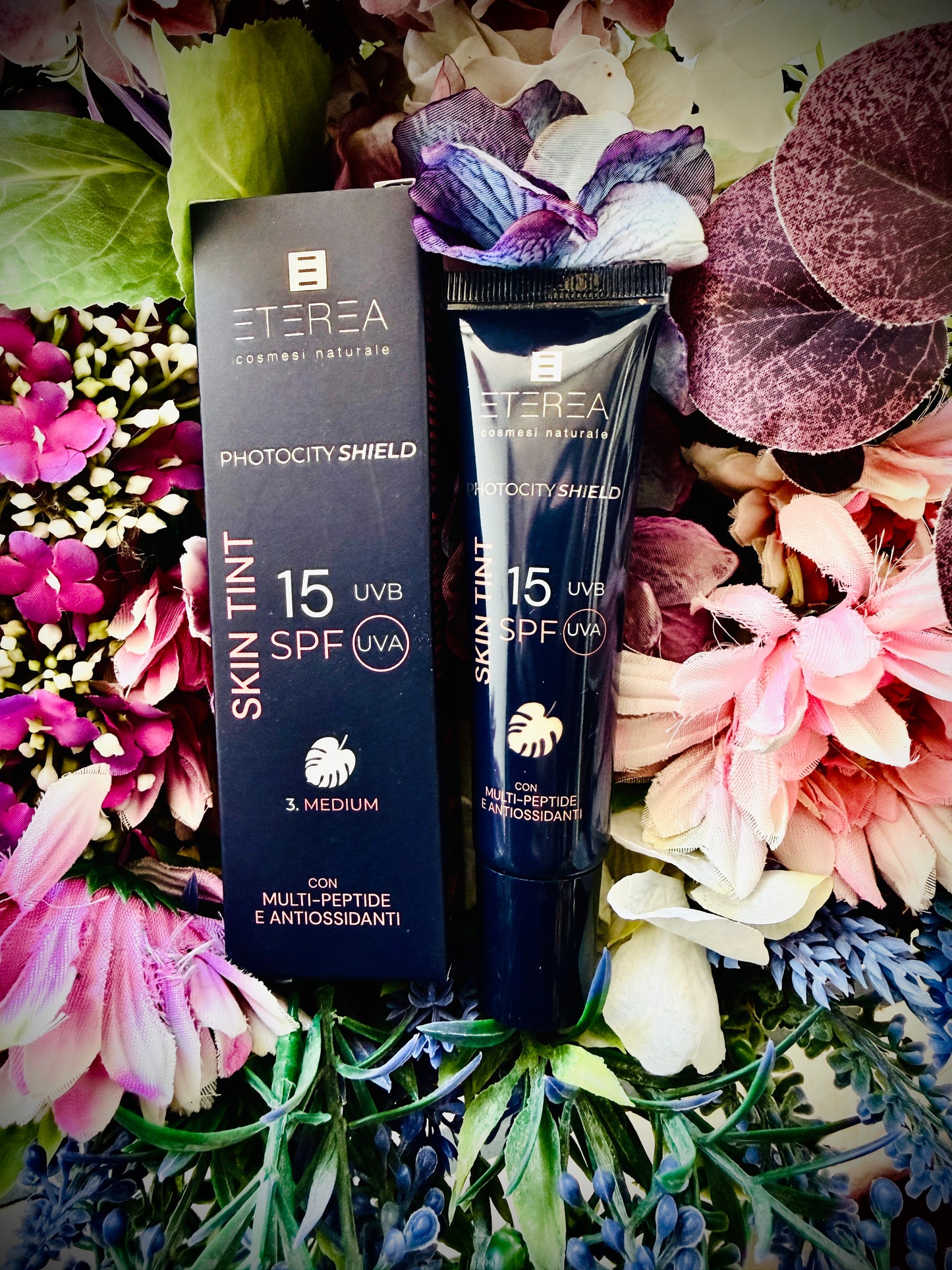 Eterea Cosmesi-Skint tint SPF 15 3.medium